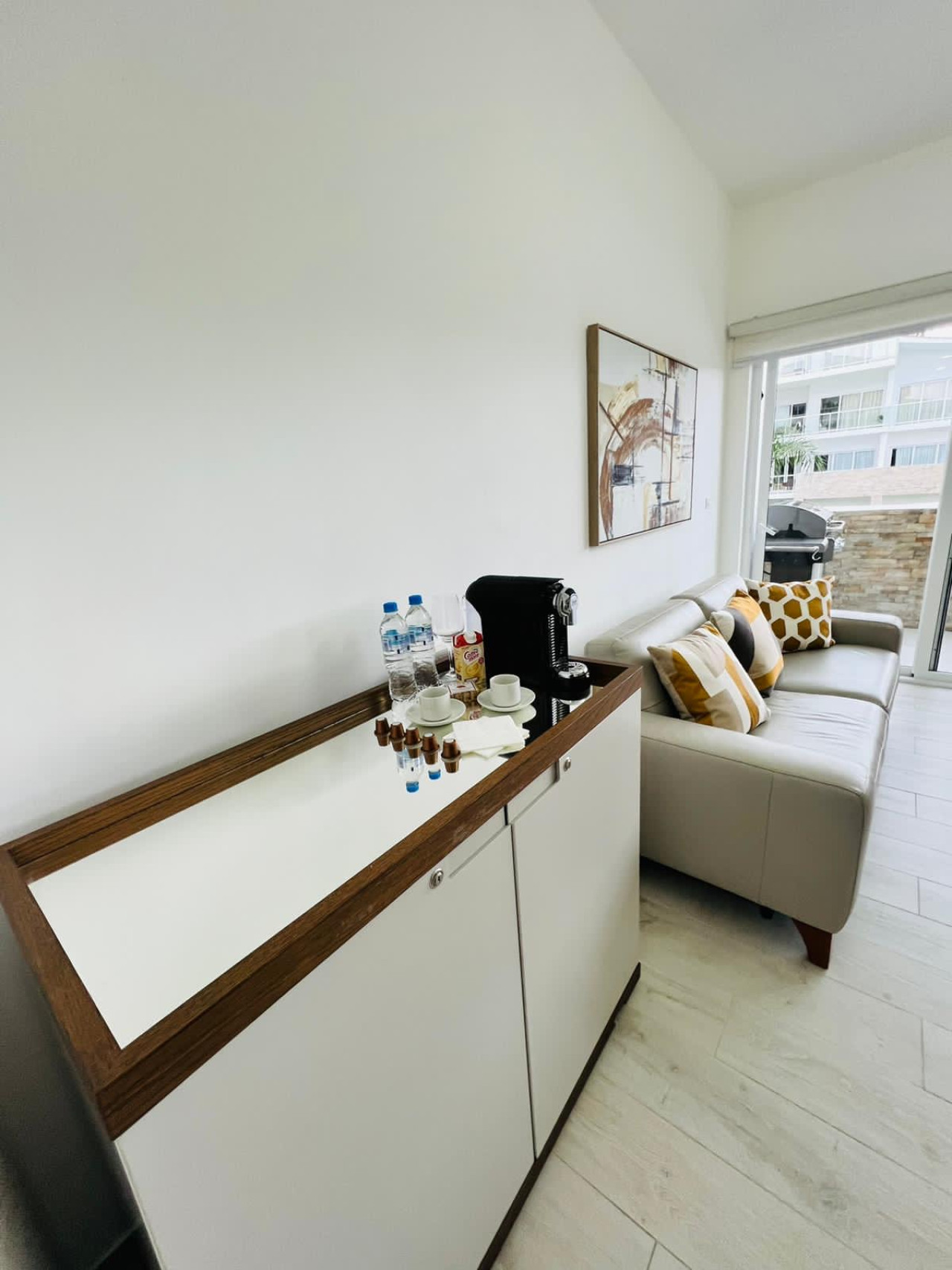 APARTMENT ON THE BEACH photo 4